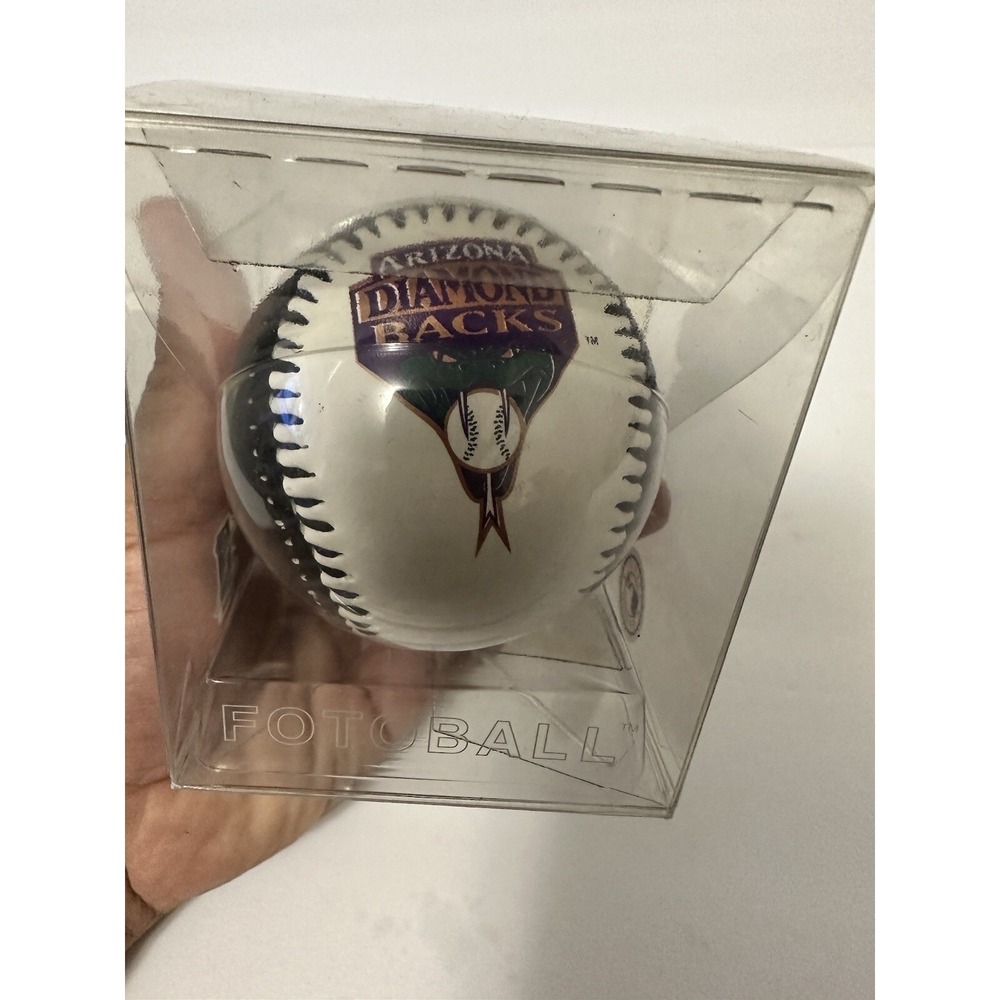 1998 Randy Johnson‎ commemorative baseball - Picture 5 of 8